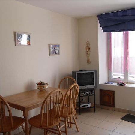 Maison En Pierre Leilighet Port-en-Bessin-Huppain Rom bilde