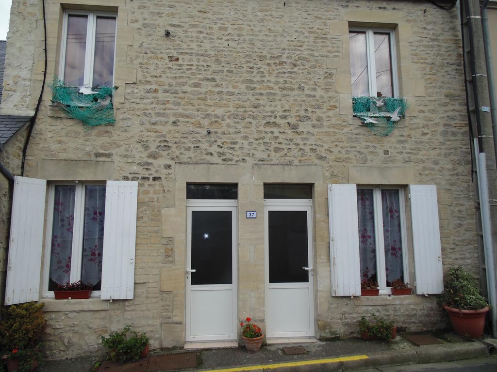 Maison En Pierre Leilighet Port-en-Bessin-Huppain Eksteriør bilde